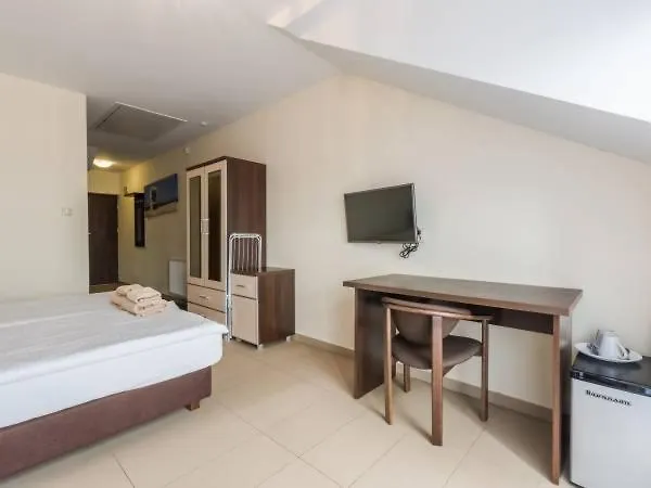 Cztery Brzozy Rum i privatbostad Chałupy